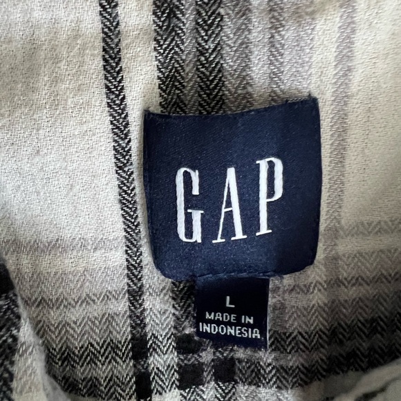 GAP Cream and Black Striped Shirt - Picture 3 of 3